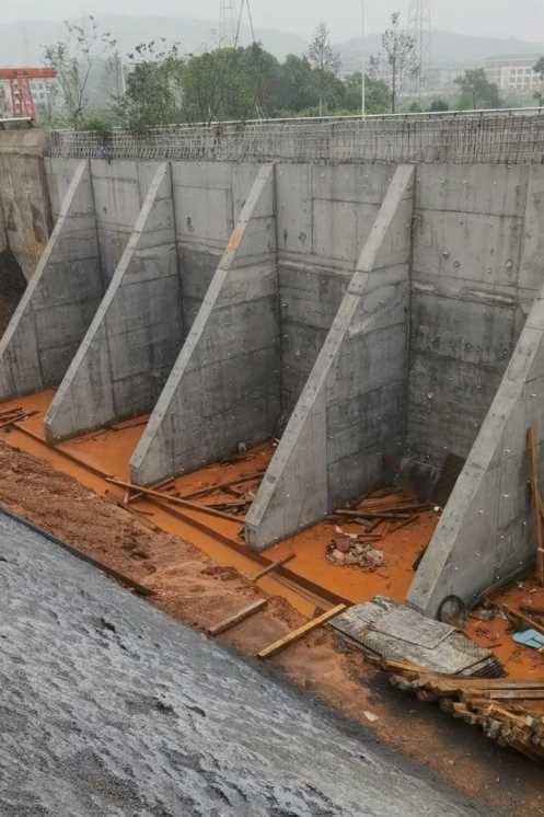 泰州海陵区锚杆式挡土墙